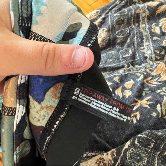 Free People FP Movement Guinevere Camo Print Ankle Crop Leggings Size XS - Picture 9 of 9